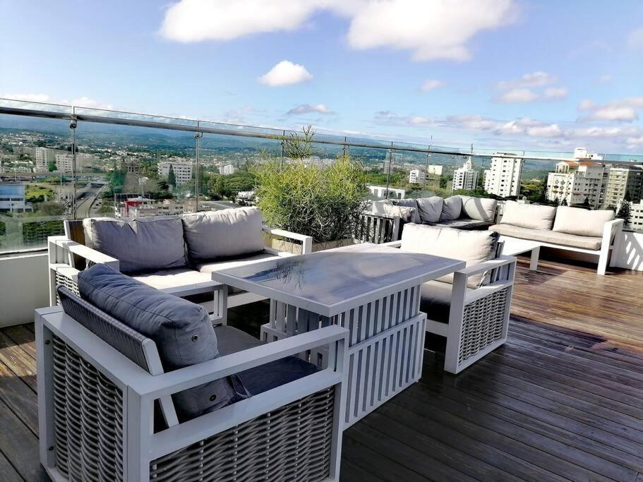 Suites Room Soha II ซานติอาโก เด ลอสกาบาเญโรส ภายนอก รูปภาพ