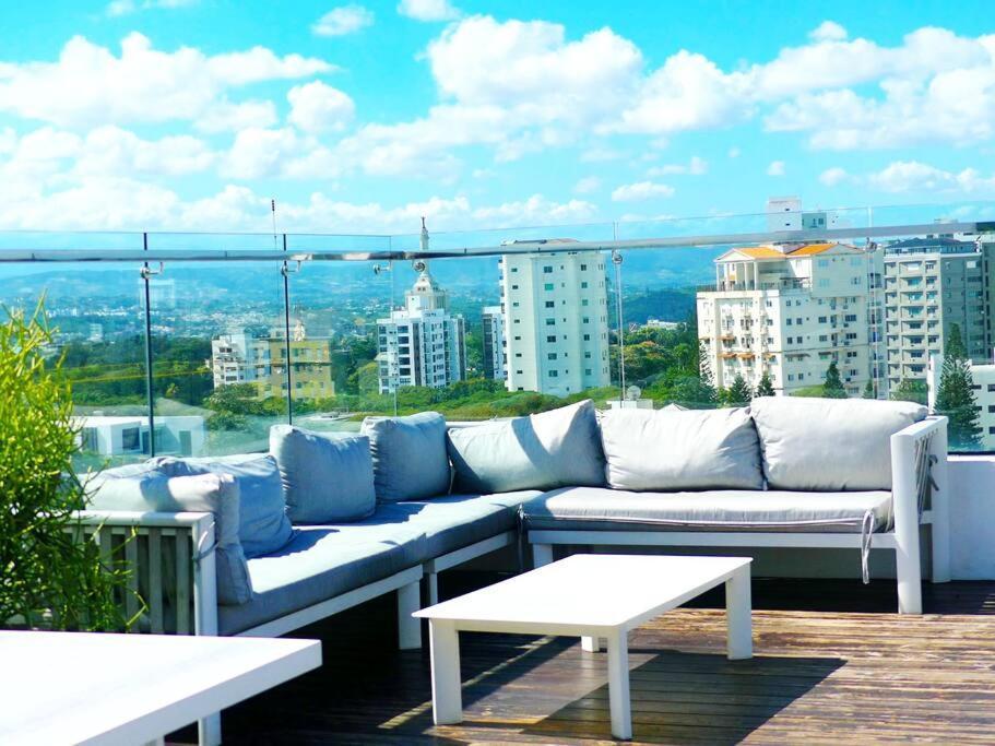 Suites Room Soha II ซานติอาโก เด ลอสกาบาเญโรส ภายนอก รูปภาพ