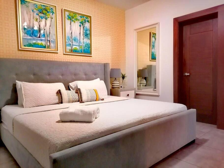 Suites Room Soha II ซานติอาโก เด ลอสกาบาเญโรส ภายนอก รูปภาพ