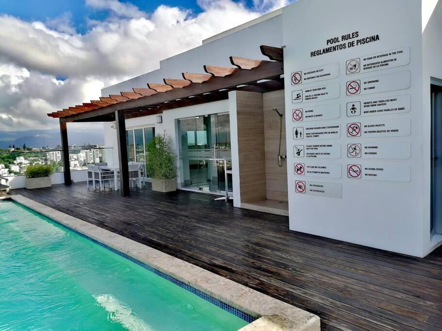 Suites Room Soha II ซานติอาโก เด ลอสกาบาเญโรส ภายนอก รูปภาพ